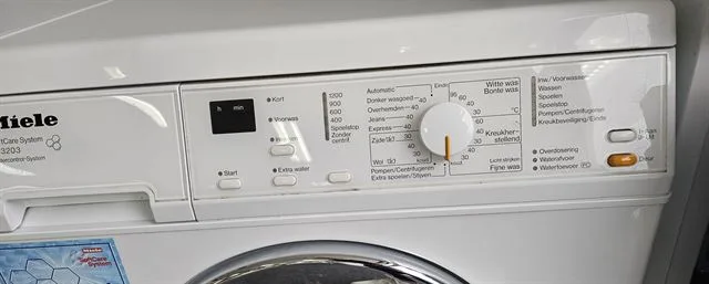 Miele W3203WCS, 6 kg. 1200 toeren - Afbeelding 2